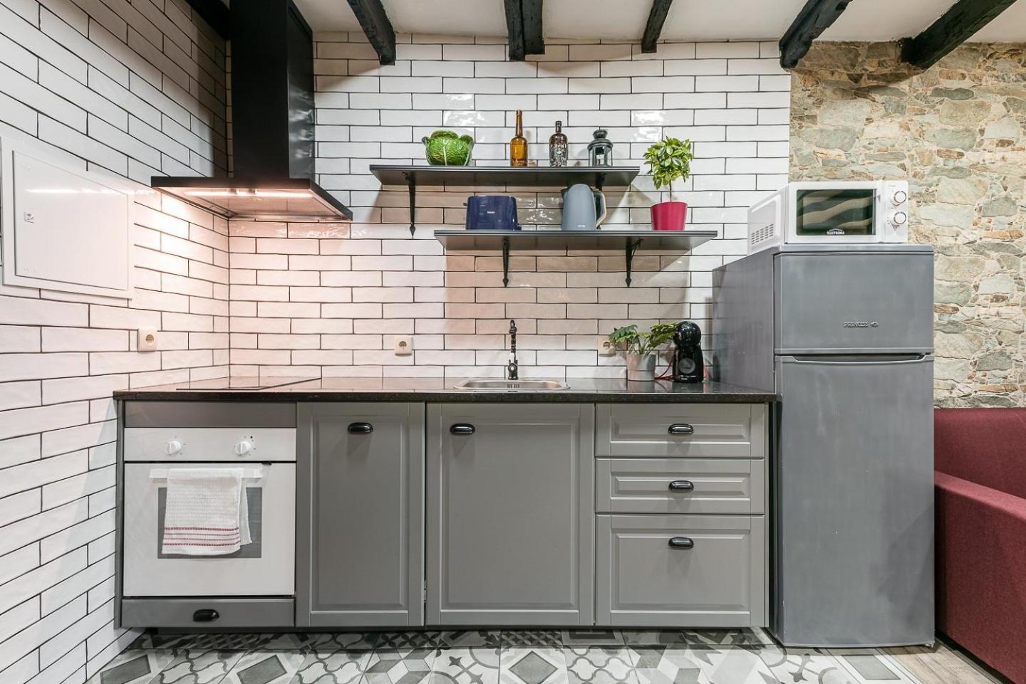 Отель Guestready - Charming Stone Wall Retreat Вила-Нова-ди-Гая Экстерьер фото